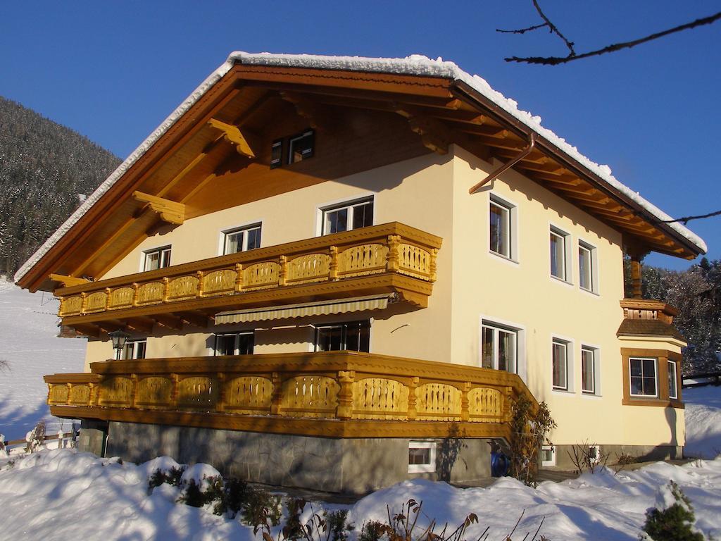 Haus Gschwendtner Hotel Пфарверфен Екстериор снимка